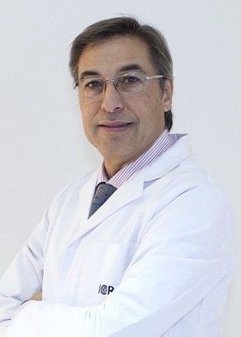 Médico Dermatólogo Ricky Santeugini Artusa